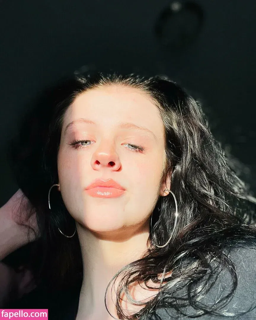 Kellybaby_yy Onlyfans Photo Gallery 