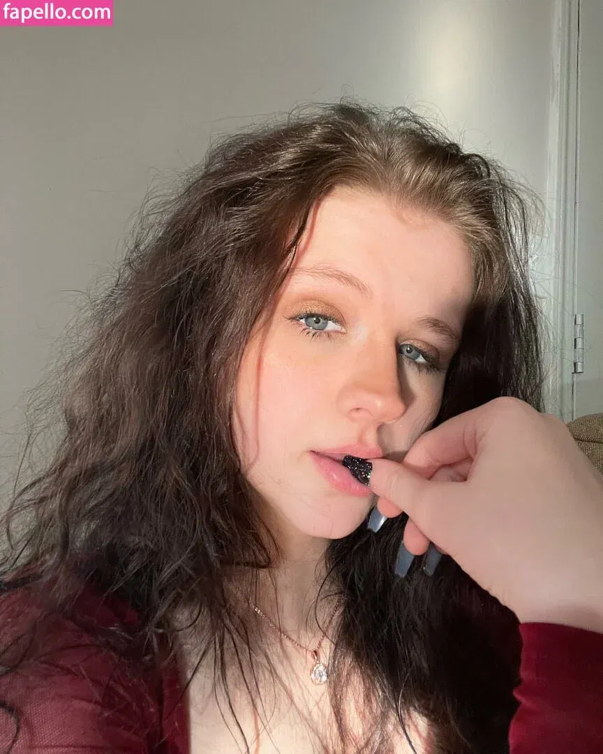 Kellybaby_yy Onlyfans Photo Gallery 