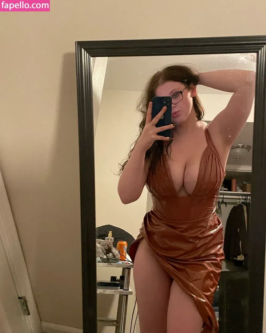 Kellybaby_yy Onlyfans Photo Gallery 