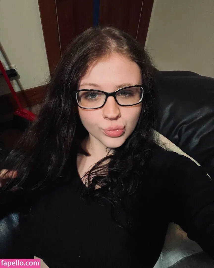 Kellybaby_yy Onlyfans Photo Gallery 