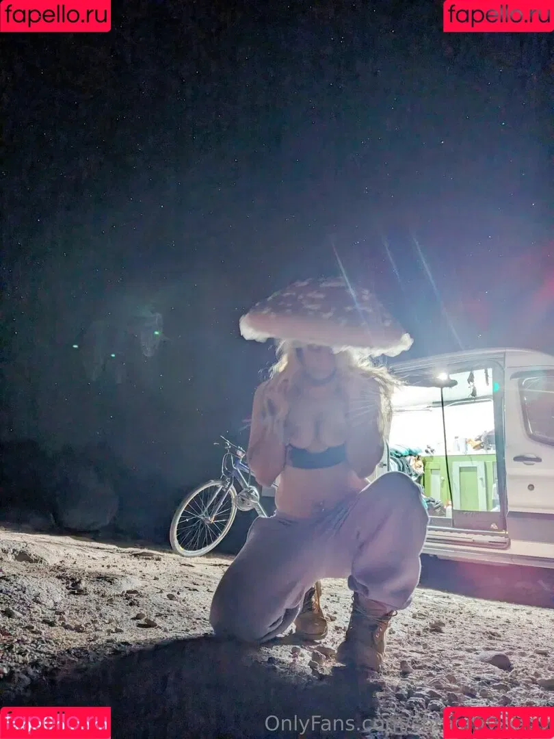 Shroomy_Baby Onlyfans Photo Gallery 