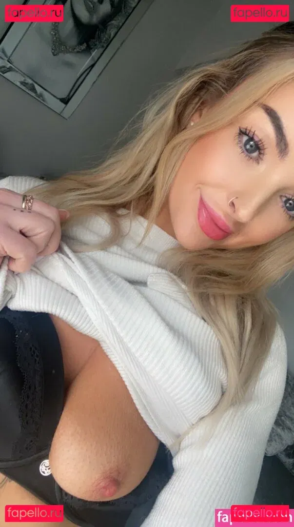 Buff.bunnies Onlyfans Photo Gallery 