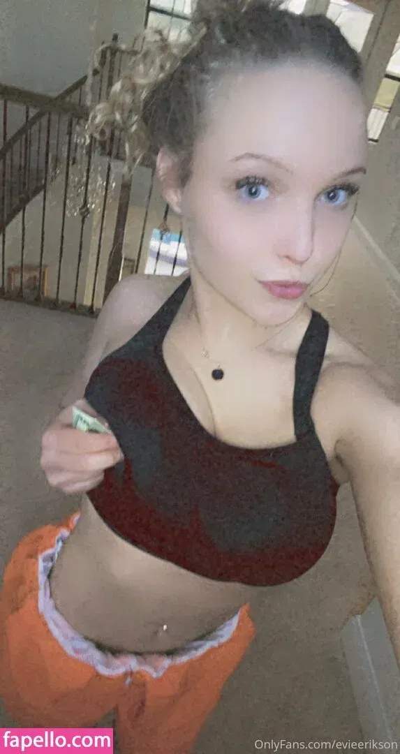 Evie Onlyfans Photo Gallery 