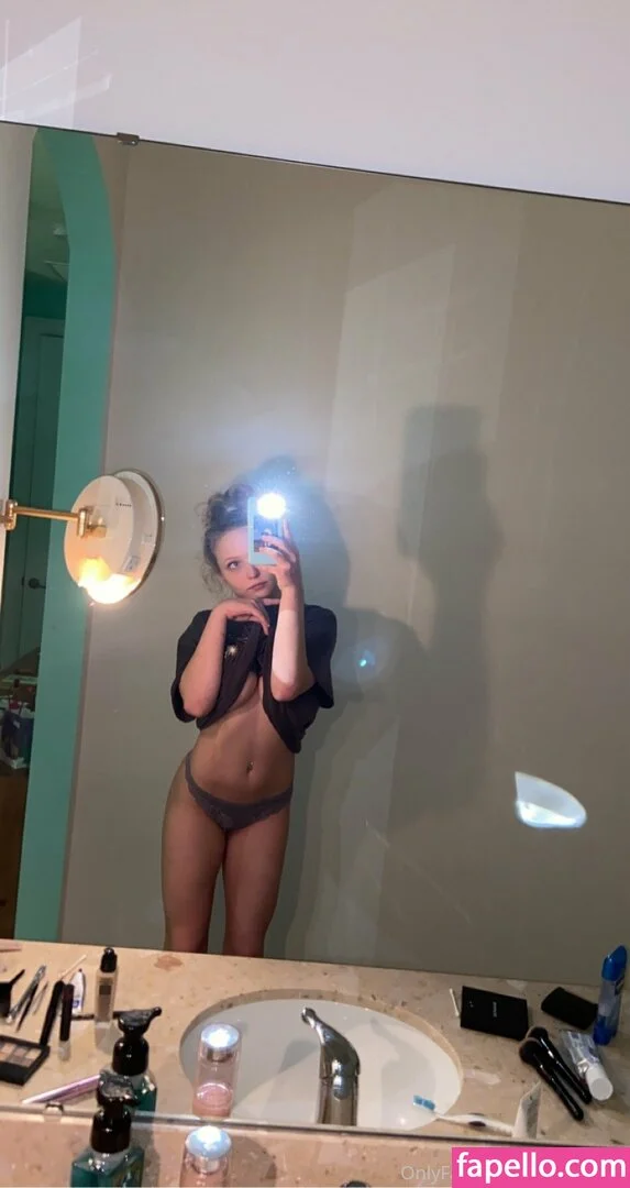 Evie Onlyfans Photo Gallery 