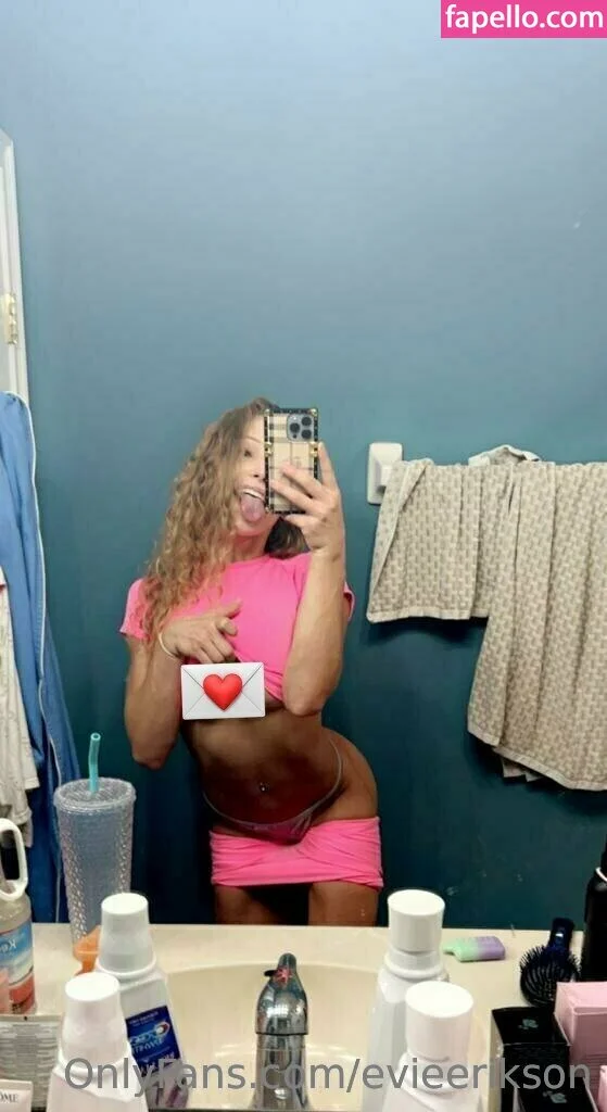 Evie Onlyfans Photo Gallery 