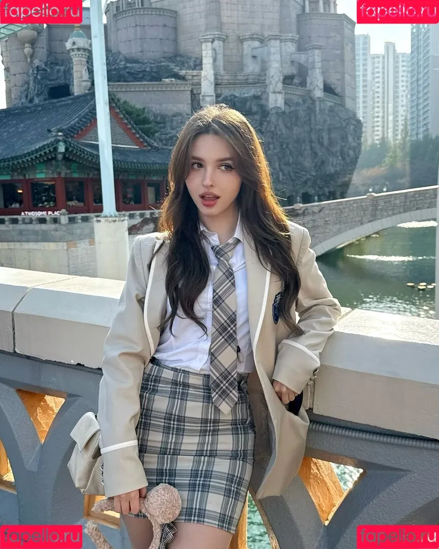 Elina Karimova Onlyfans Photo Gallery 