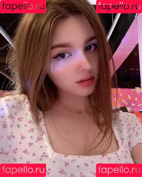 Elina Karimova Onlyfans Photo Gallery 