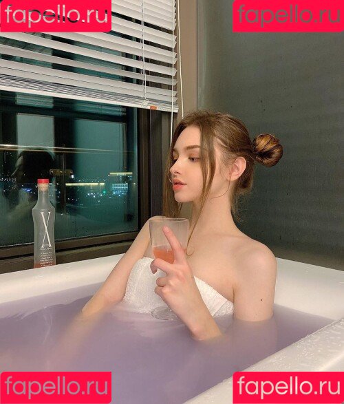 Elina Karimova Onlyfans Photo Gallery 