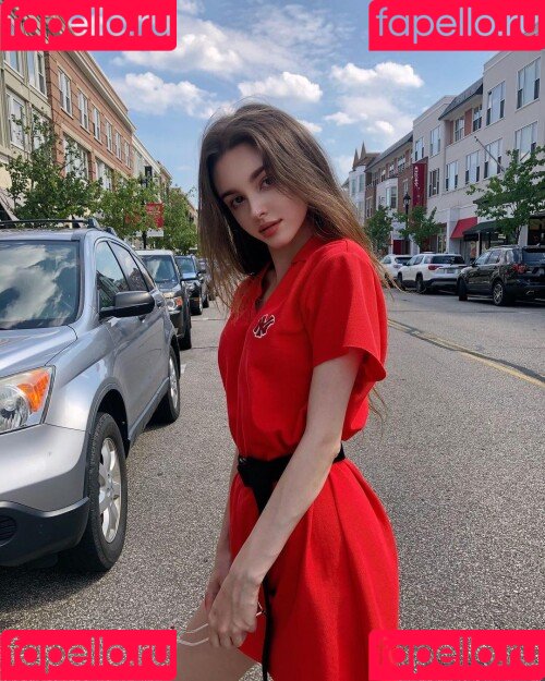 Elina Karimova Onlyfans Photo Gallery 