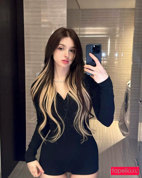 Elina Karimova Nude Onlyfans Photo 44
