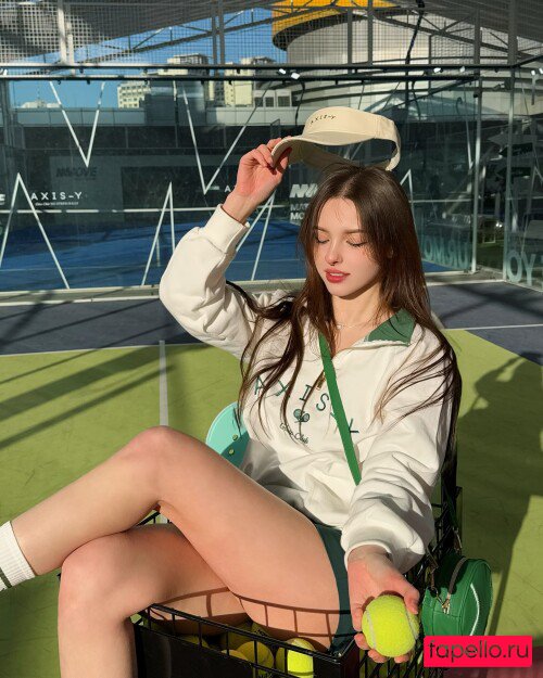 Elina Karimova Nude Onlyfans Photo 26