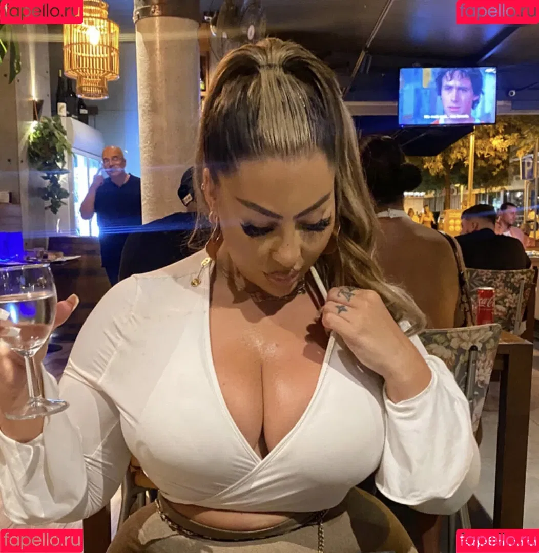 Melina.Million Onlyfans Photo Gallery 