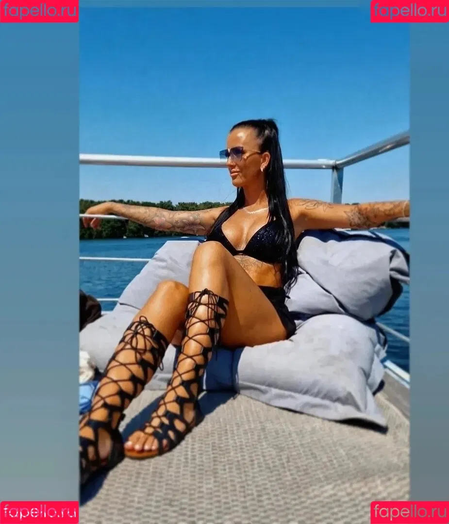 __anni__32 Onlyfans Photo Gallery 