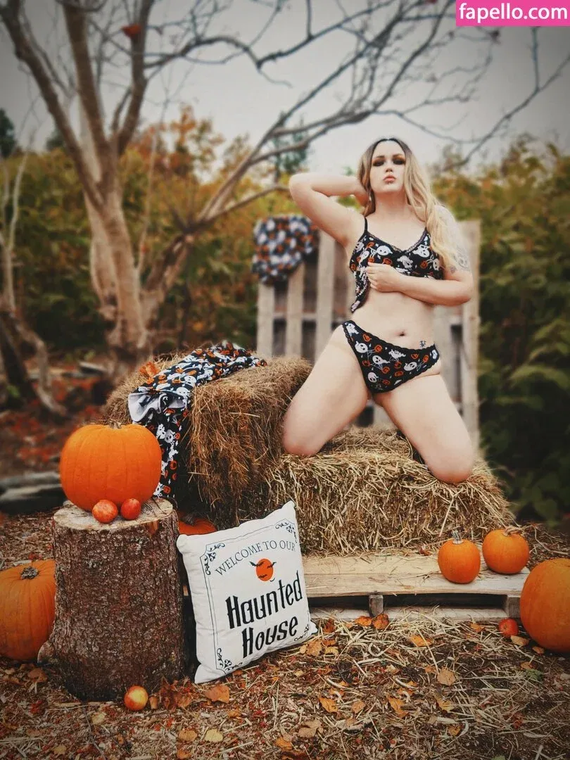 Michelle Nicoletiley Onlyfans Photo Gallery 