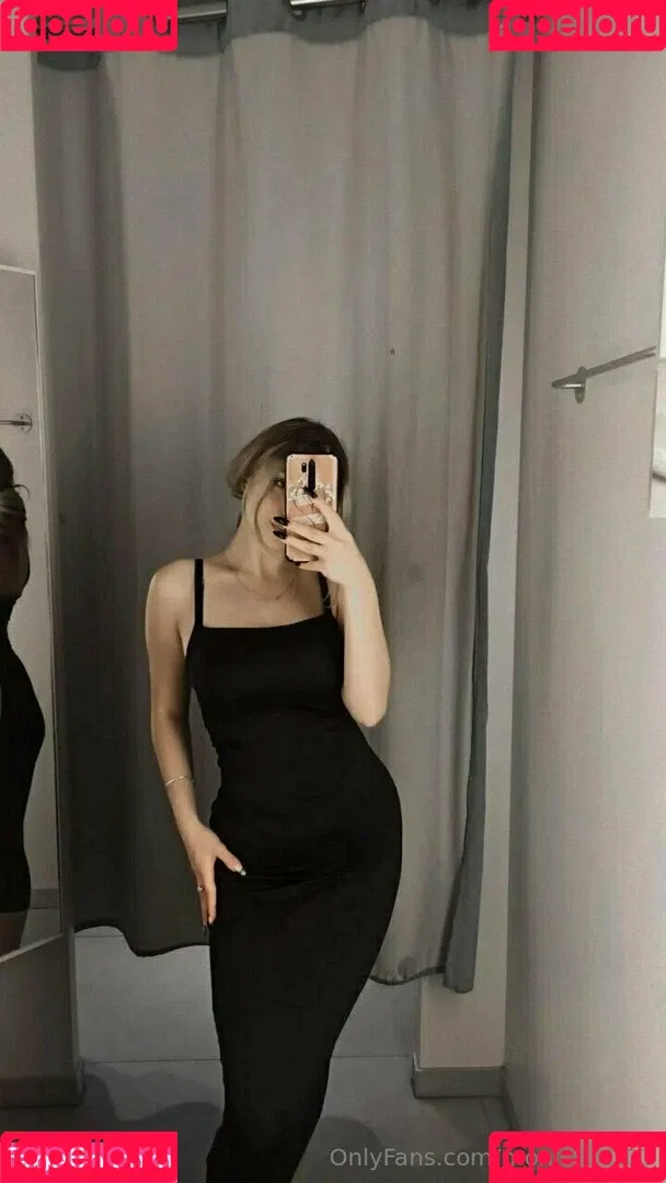 monica01.03 Onlyfans Photo Gallery 