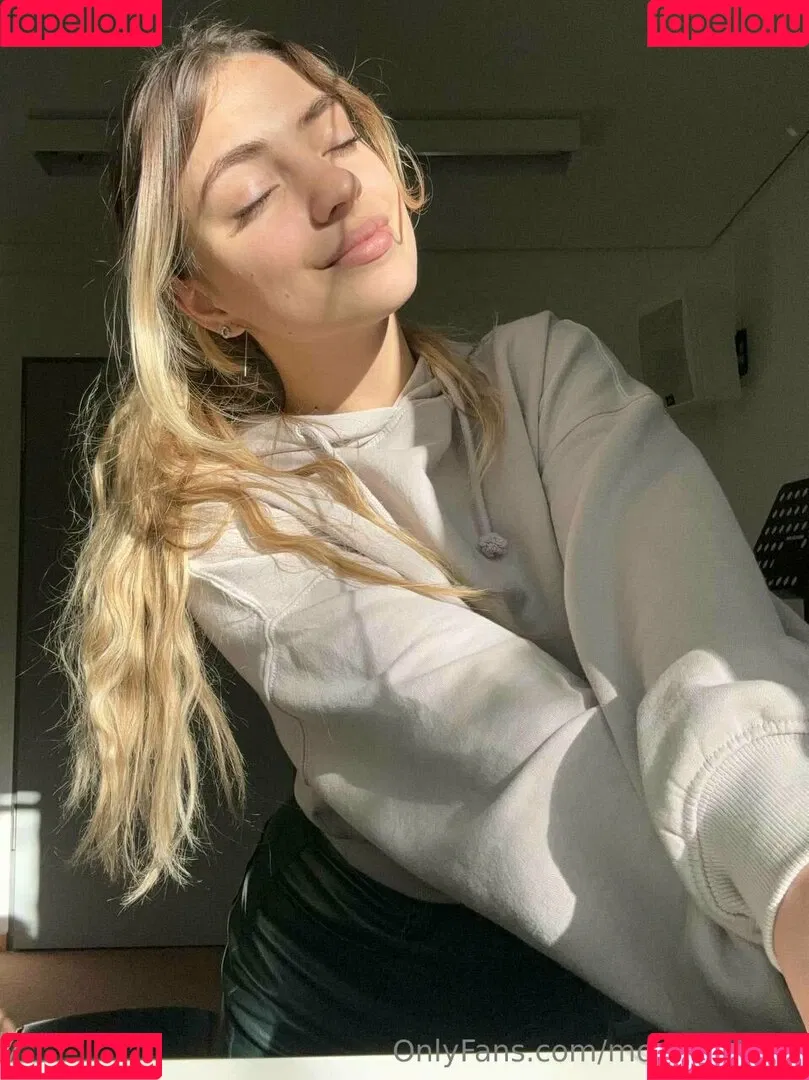 monica01.03 Onlyfans Photo Gallery 