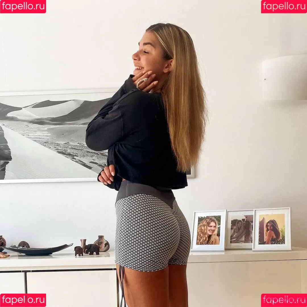 Felicia Fuchs Onlyfans Photo Gallery 