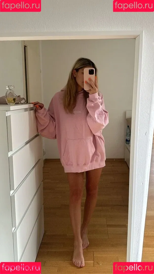 Felicia Fuchs Onlyfans Photo Gallery 