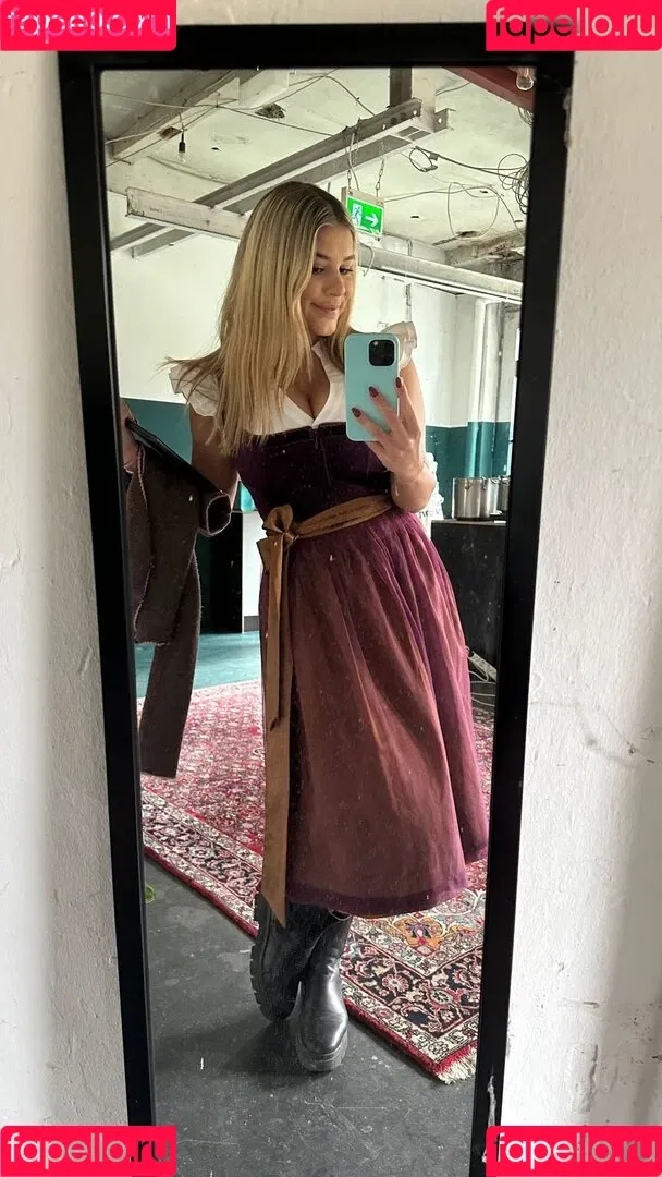 Felicia Fuchs Onlyfans Photo Gallery 
