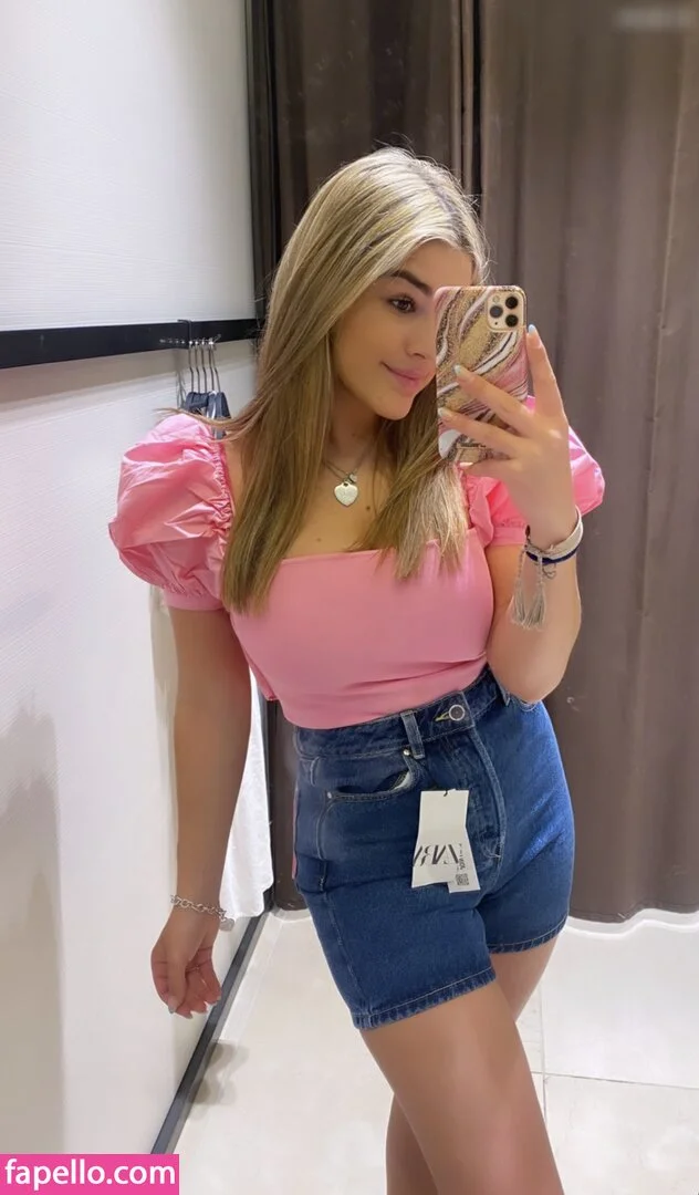 Felicia Fuchs Onlyfans Photo Gallery 