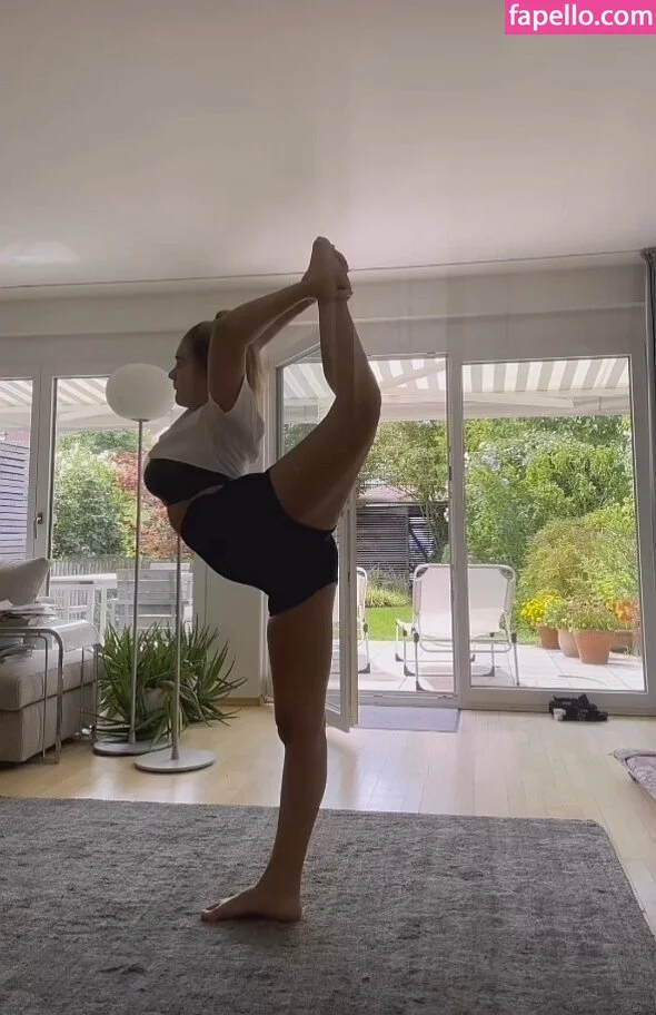 Felicia Fuchs Onlyfans Photo Gallery 