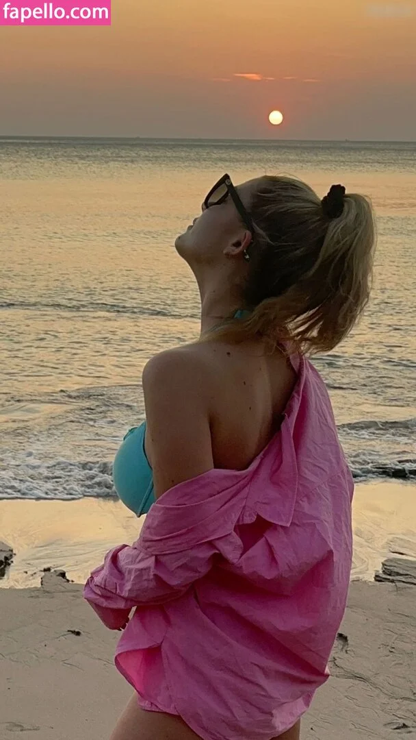 Felicia Fuchs Onlyfans Photo Gallery 