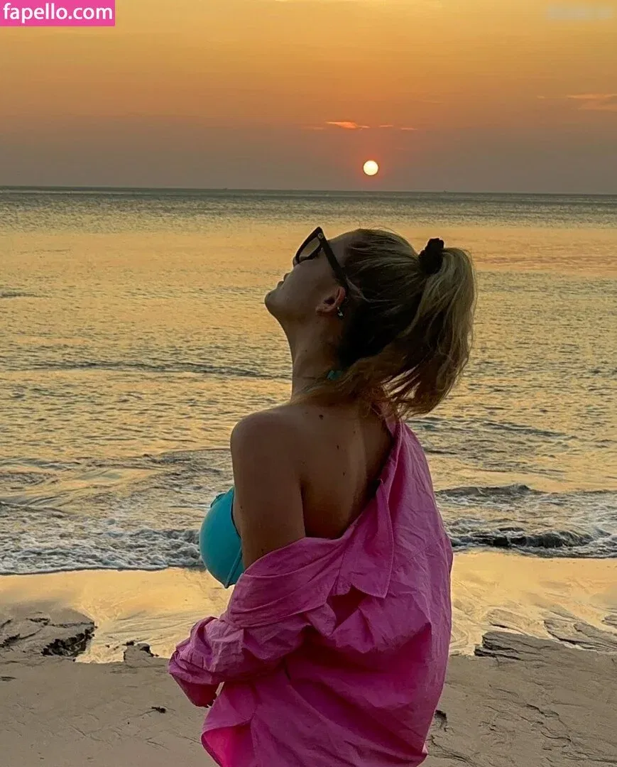 Felicia Fuchs Onlyfans Photo Gallery 