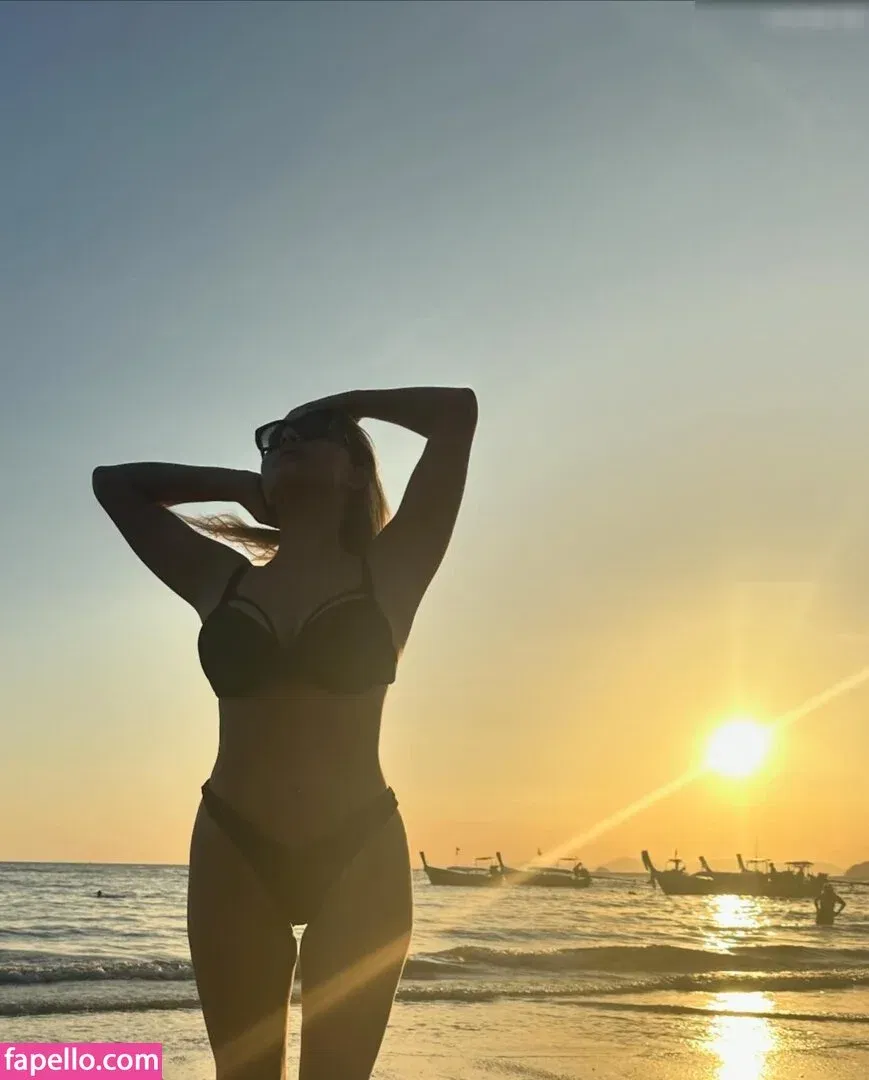 Felicia Fuchs Onlyfans Photo Gallery 