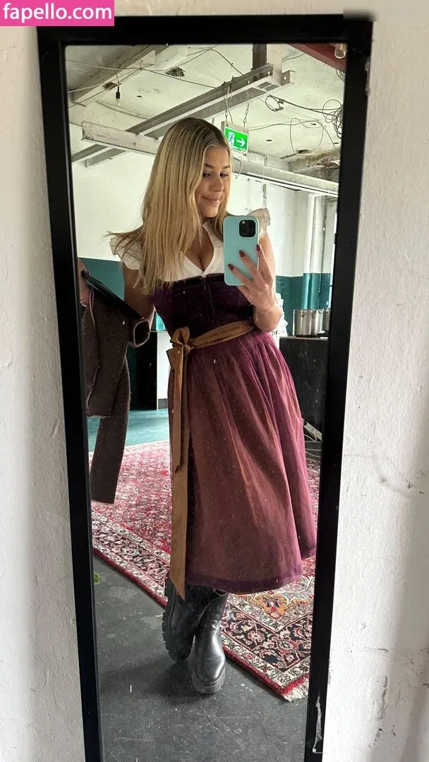 Felicia Fuchs Onlyfans Photo Gallery 