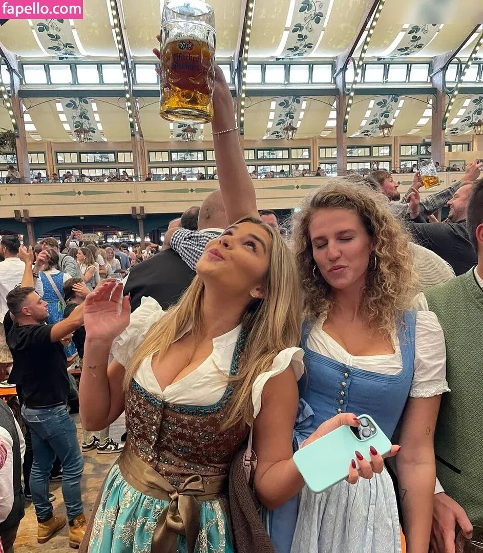 Felicia Fuchs Onlyfans Photo Gallery 