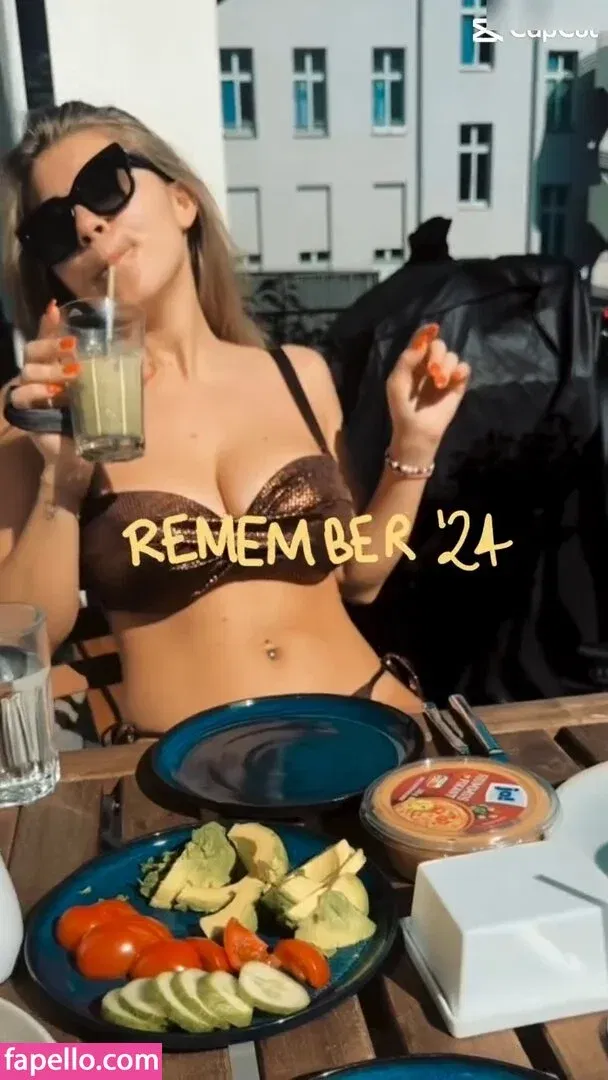 Felicia Fuchs Onlyfans Photo Gallery 