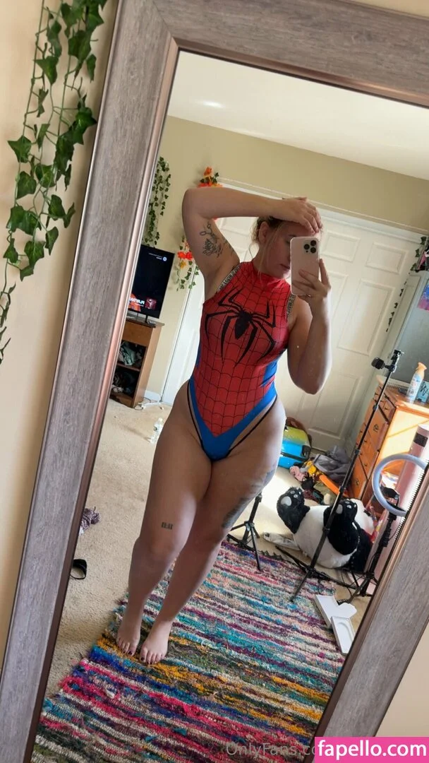 LunaHadley Onlyfans Photo Gallery 