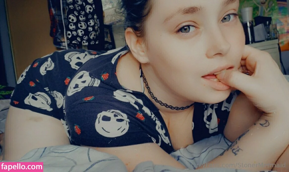 stonermermaid420 Onlyfans Photo Gallery 