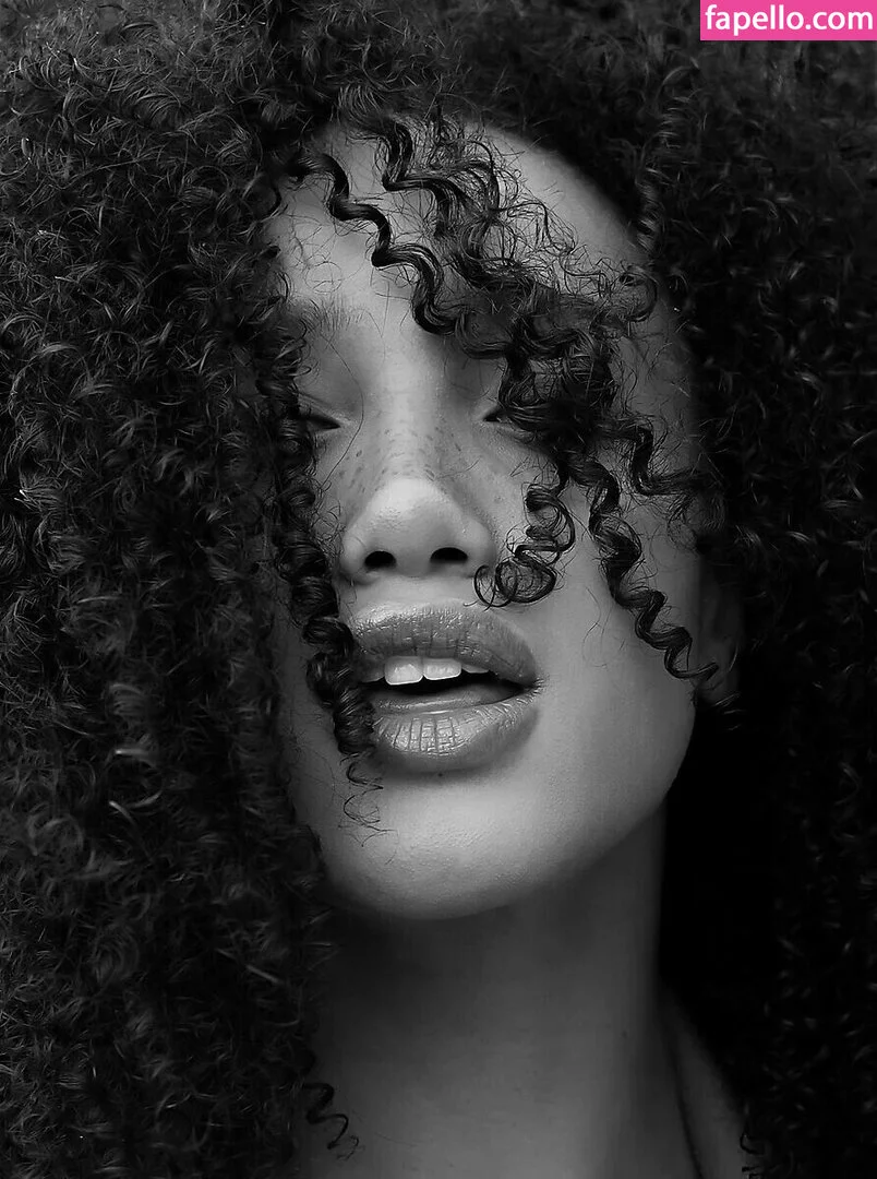 Erika Crisi Onlyfans Photo Gallery 