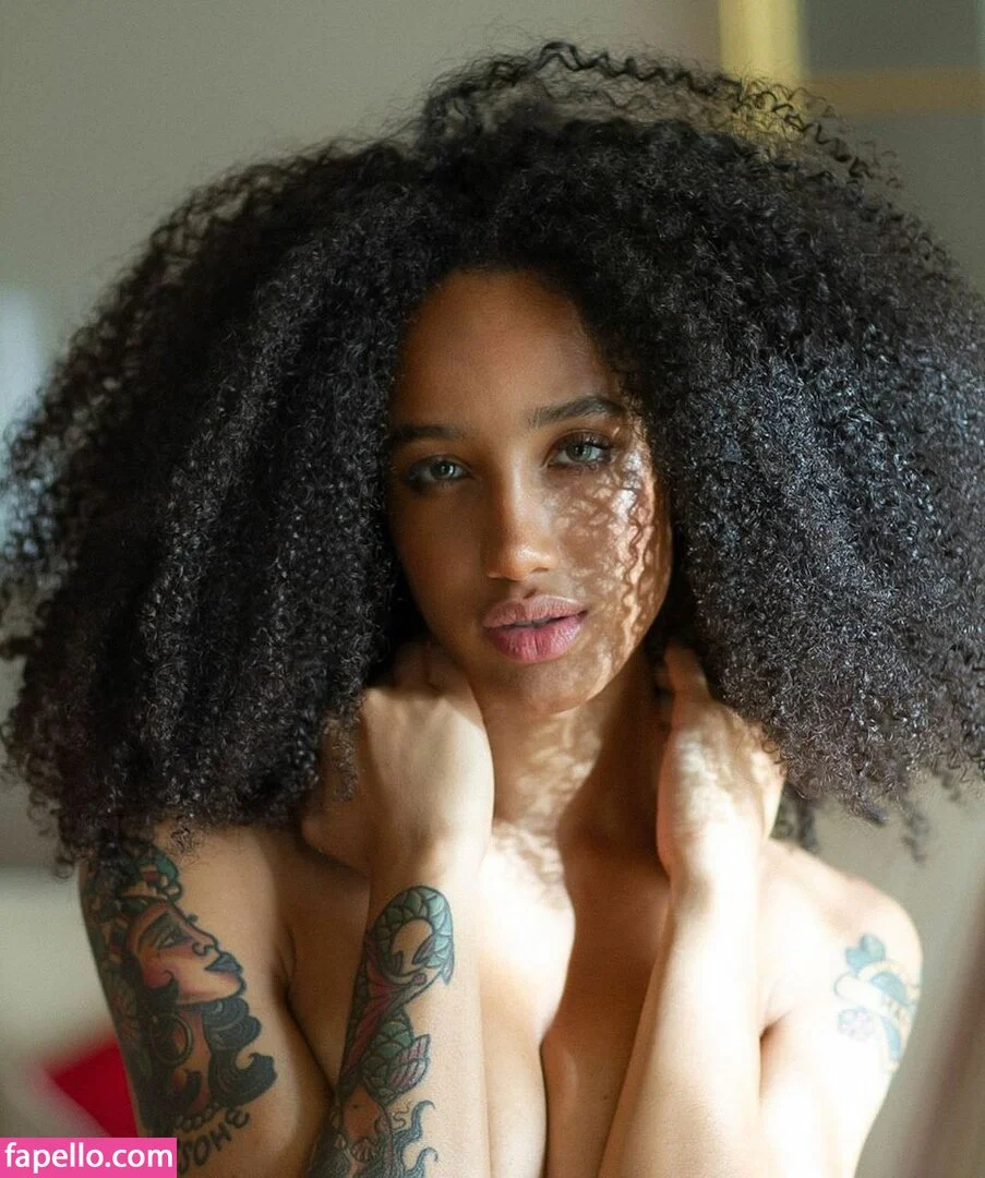 Erika Crisi Onlyfans Photo Gallery 