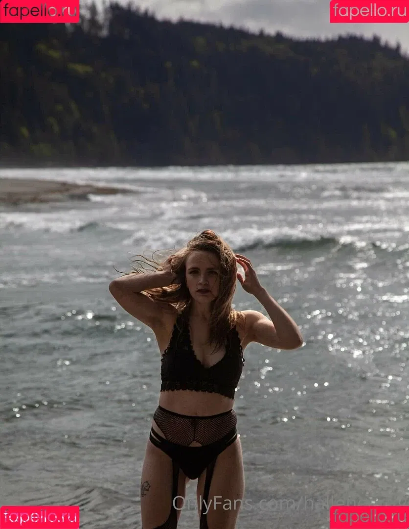halleheartly Onlyfans Photo Gallery 