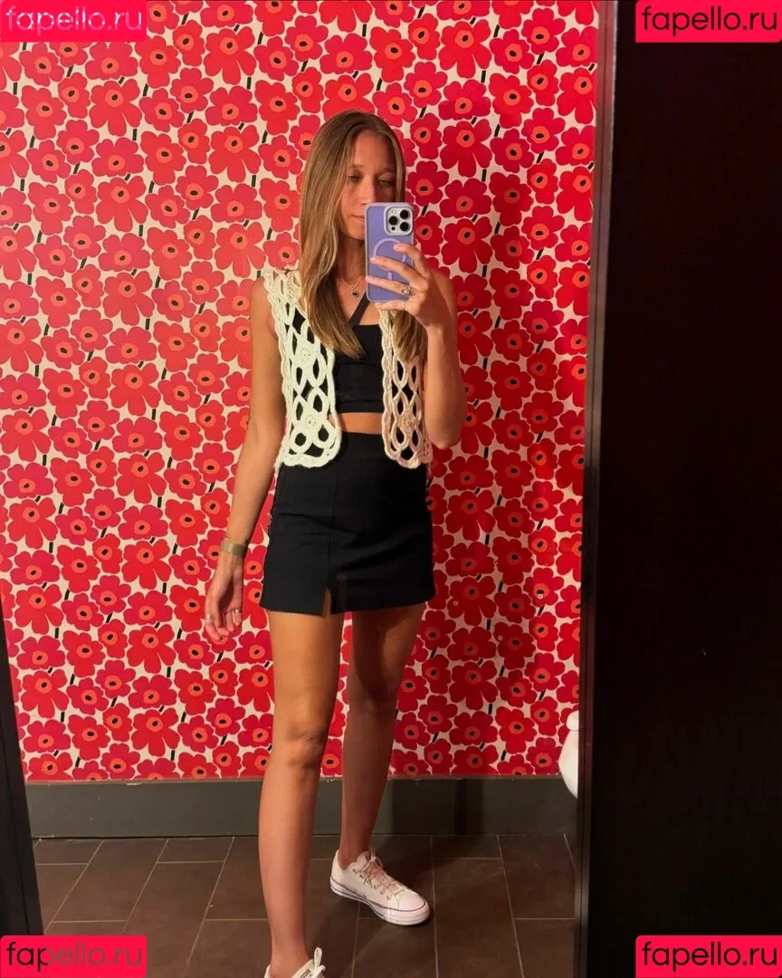 Nikitapoppy Onlyfans Photo Gallery 