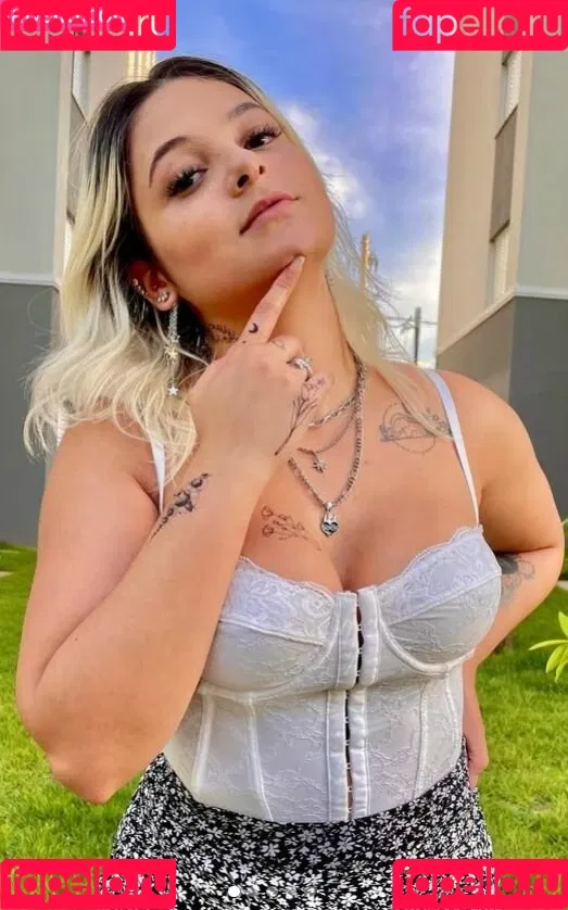Isabela Roza Onlyfans Photo Gallery 