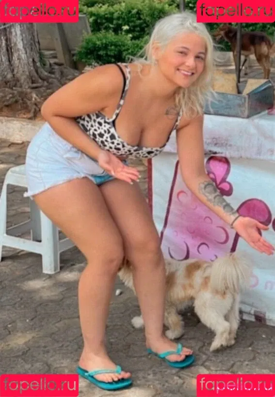 Isabela Roza Onlyfans Photo Gallery 