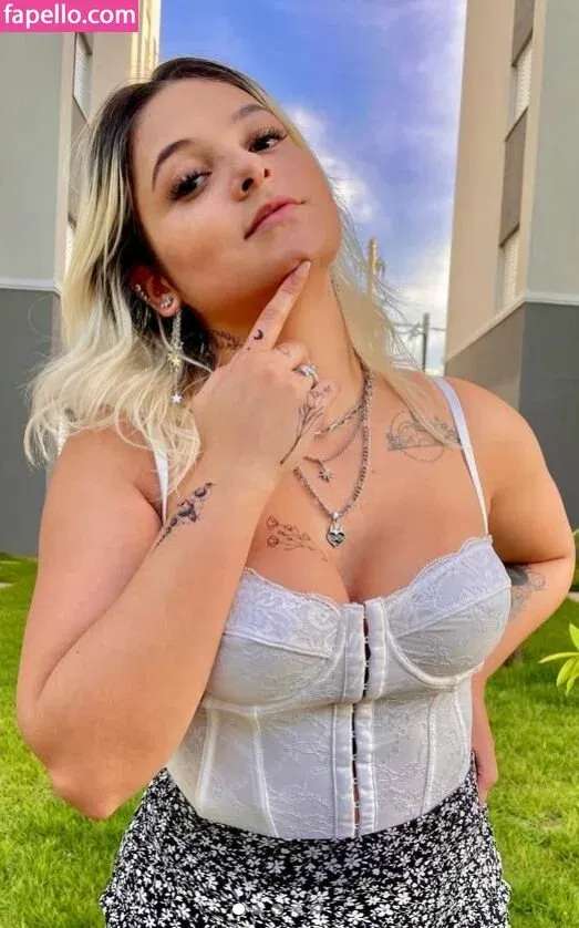 Isabela Roza Onlyfans Photo Gallery 