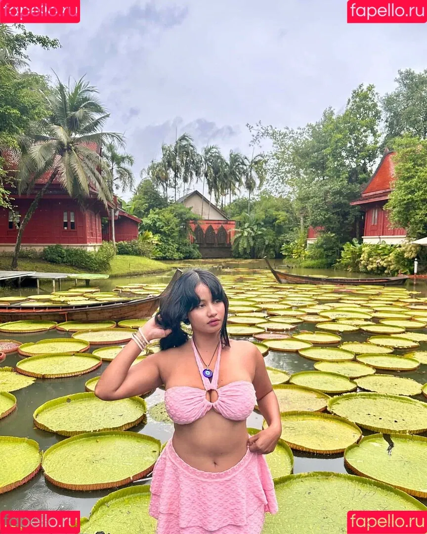 Prakriti Saha Onlyfans Photo Gallery 