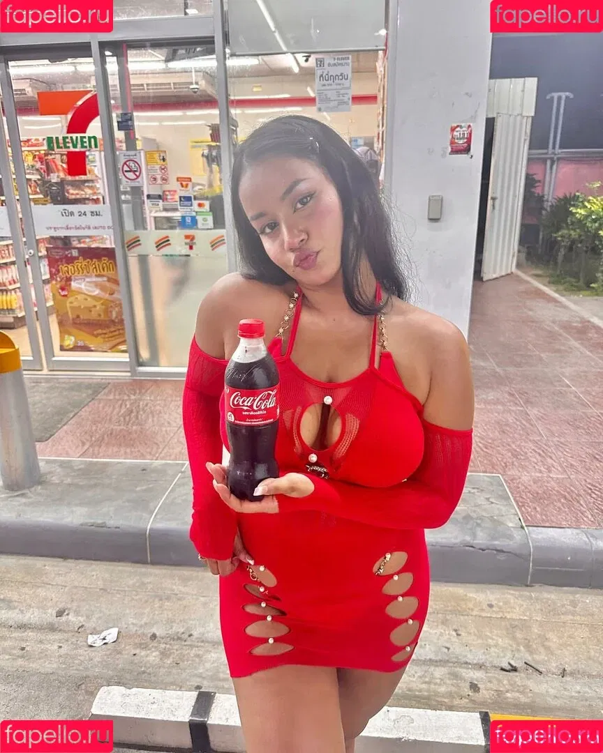 Prakriti Saha Onlyfans Photo Gallery 