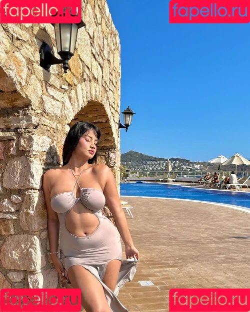 Prakriti Saha Onlyfans Photo Gallery 