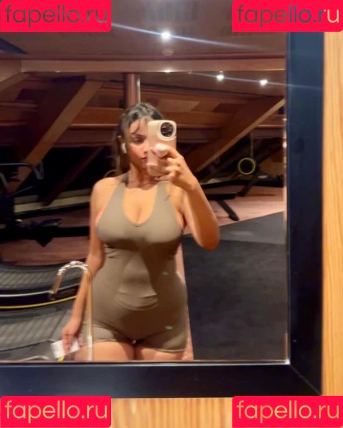 Prakriti Saha Onlyfans Photo Gallery 