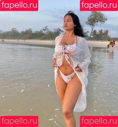 Prakriti Saha Onlyfans Photo Gallery 