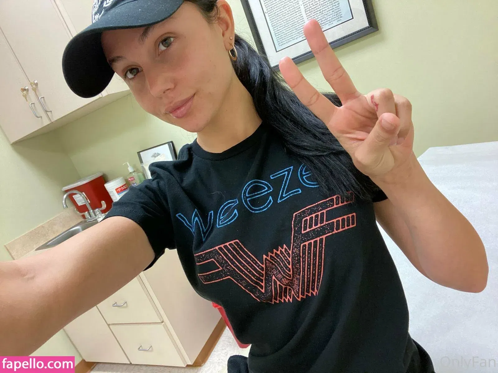 arianamarie Onlyfans Photo Gallery 