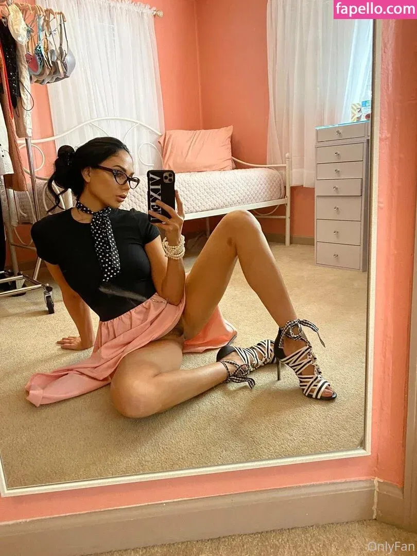 arianamarie Onlyfans Photo Gallery 