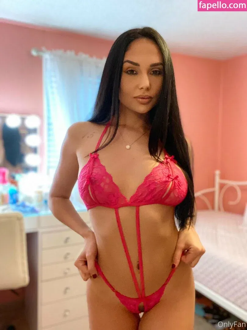 arianamarie Onlyfans Photo Gallery 