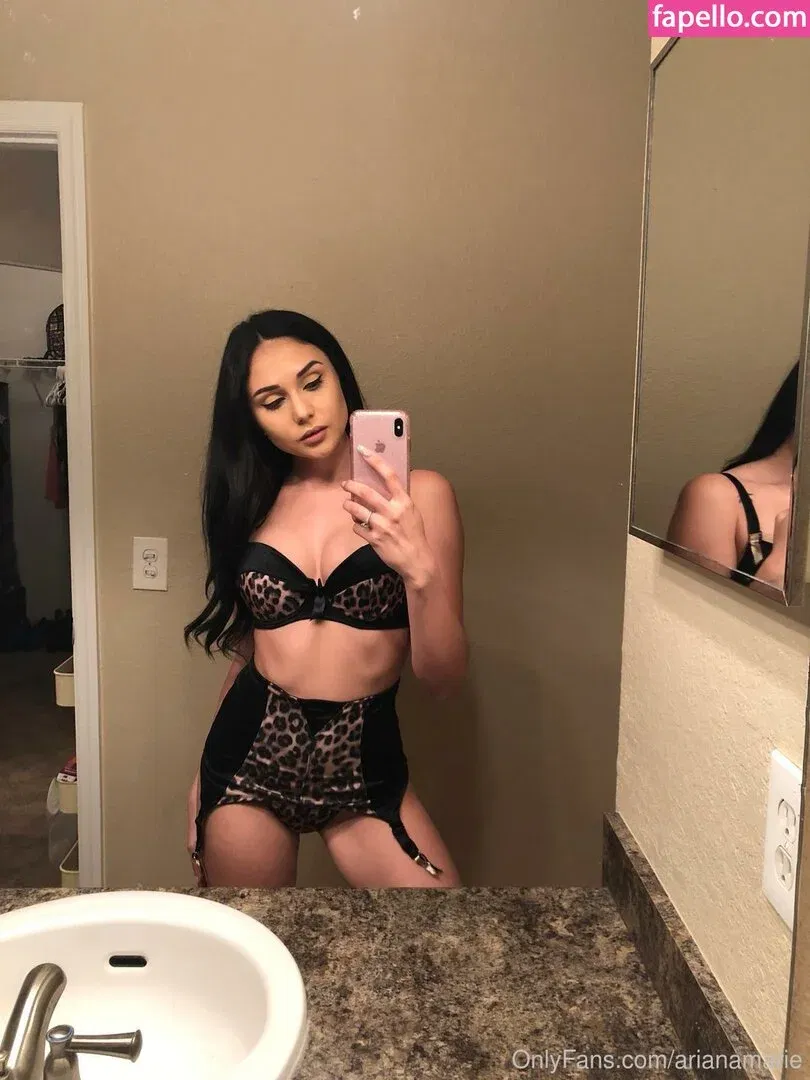 arianamarie Onlyfans Photo Gallery 