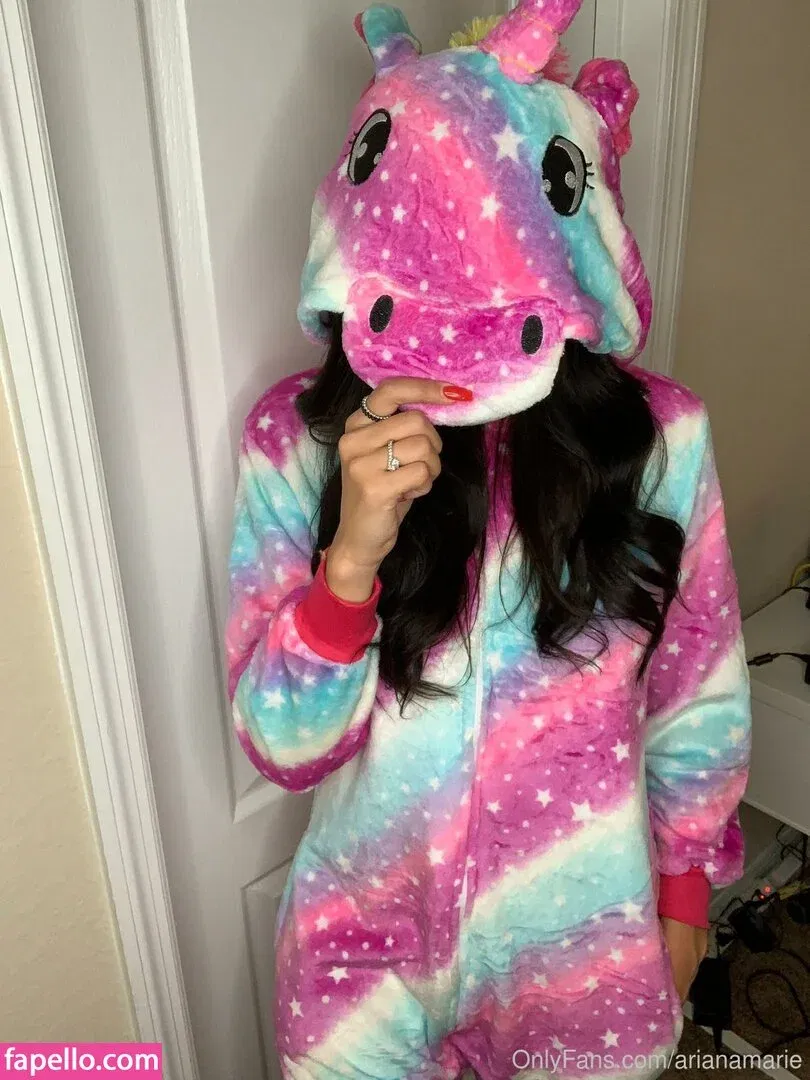 arianamarie Onlyfans Photo Gallery 